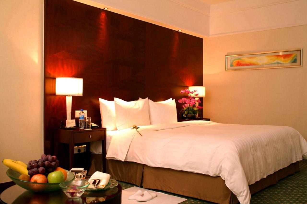 Sheraton Ningbo Hotel - Tianyi Square Eksteriør bilde