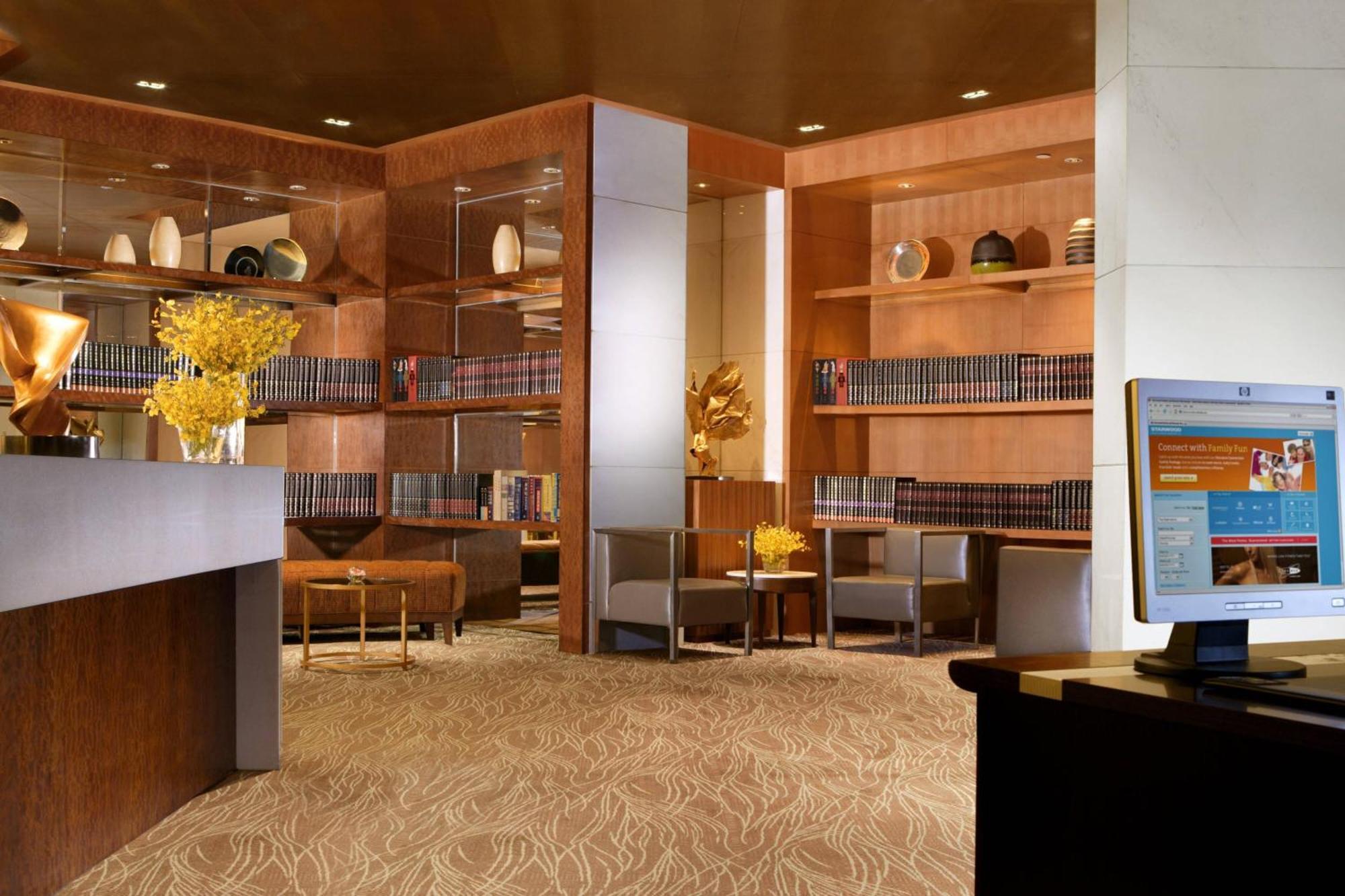 Sheraton Ningbo Hotel - Tianyi Square Eksteriør bilde