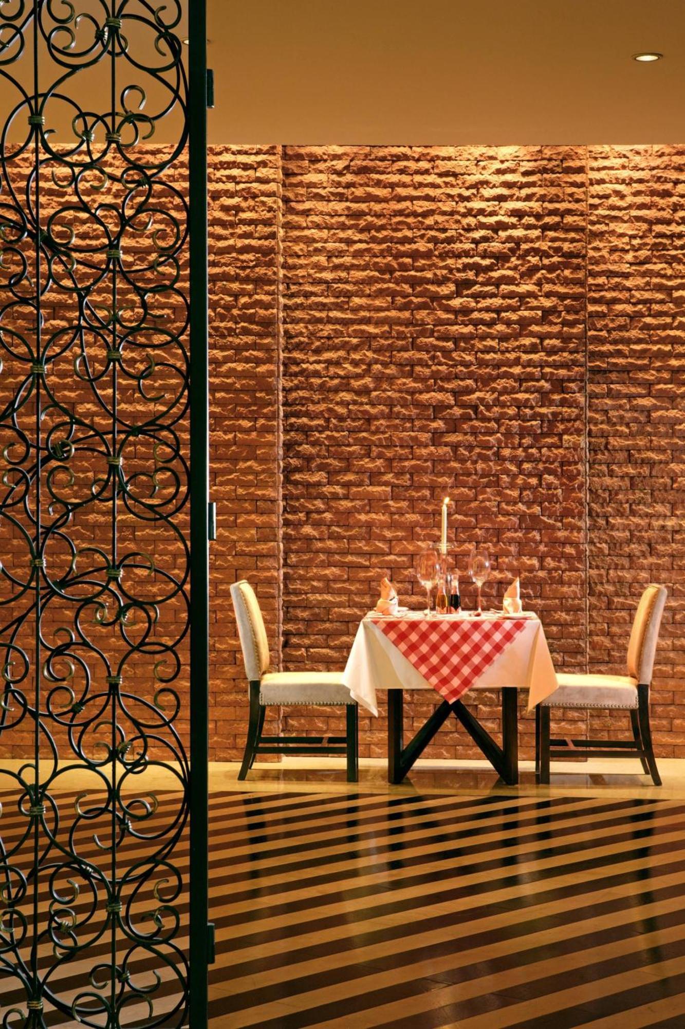 Sheraton Ningbo Hotel - Tianyi Square Eksteriør bilde